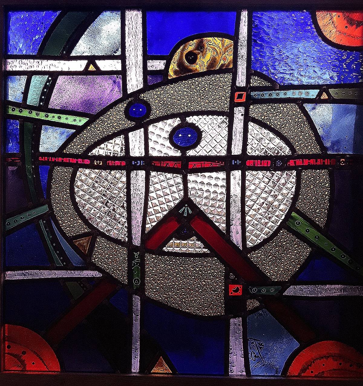 vitrail contemporain Extraterrestre verre clair dom stained glass
