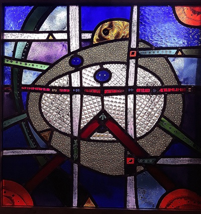 vitrail contemporain Extraterrestre verre clair dom stained glass